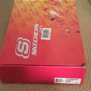Skechers fleece lined boots